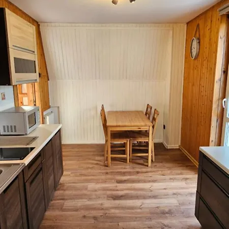 Διαμέρισμα Oskar - Domki, Pokoje, *